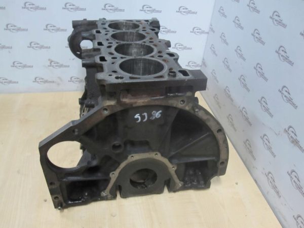 TRAFIC VIVARO 2.0 DCI M9R782 09r 166tys. Blok silnika nominalny