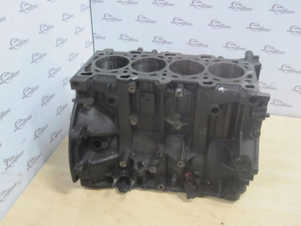 TRAFIC VIVARO 2.0 DCI M9R782 09r 166tys. Blok silnika nominalny - obrazek 2