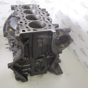 TRAFIC VIVARO 2.0 DCI M9R782 09r 90KM blok silnika