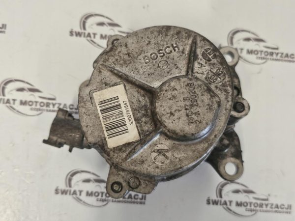 TRAFIC VIVARO 2.0 DCI M9R782 09r vacum pompa 8200781547