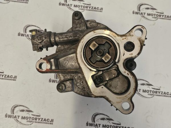 TRAFIC VIVARO 2.0 DCI M9R782 09r vacum pompa 8200781547 - obrazek 9