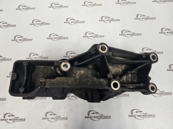 TRAFIC VIVARO 2.0 DCI M9R786 114KM 14r łapa wspornik alternatora 8200803443 - obrazek 3