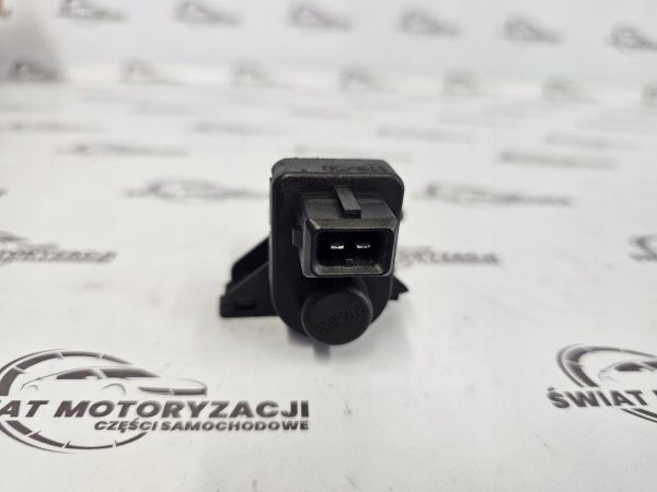 TRAFIC VIVARO 2.0 DCI M9R786 114KM 14r zawór podciśnienia 8200762162 - obrazek 2