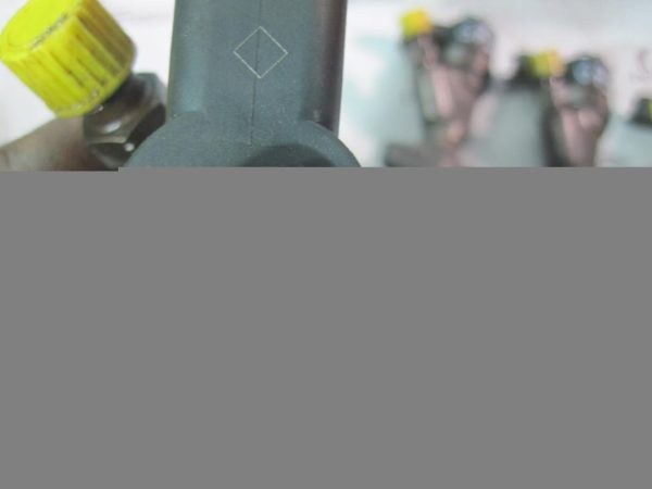 TRAFIC VIVARO MASTER 2.5 DCI 06r G9UB730 wtryskiwacz 0445110087 8200101135