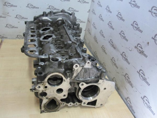 TRAFIC VIVARO PRIMASTAR 2.0 DCI głowica kompletna 8200519994 8200539196