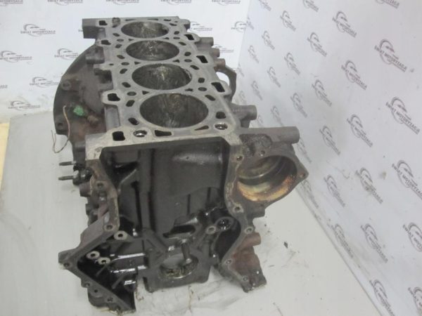 VIVARO TRAFIC 2.0 DCI M9R782 115KM 09r blok silnika nominalny