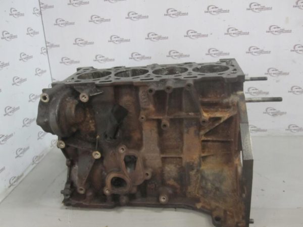 VIVARO TRAFIC 2.0 DCI M9R782 115KM 09r blok silnika nominalny - obrazek 2