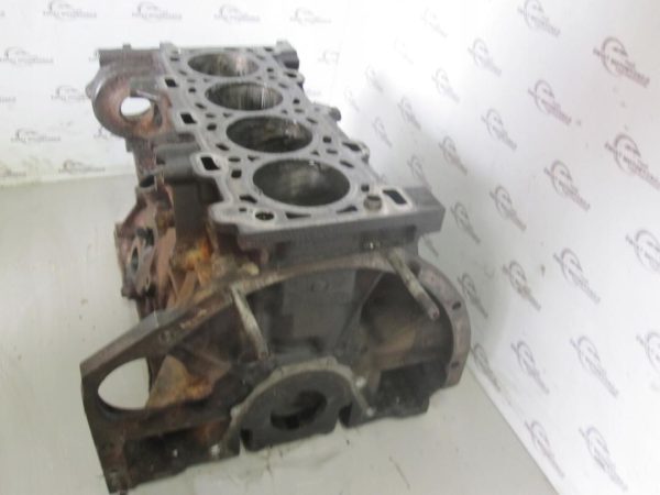 VIVARO TRAFIC 2.0 DCI M9R782 115KM 09r blok silnika nominalny - obrazek 3