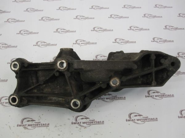 VIVARO TRAFIC 2.0 DCI M9R782 115KM 09r łapa alternatora 8200462166 - obrazek 2