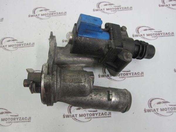 Volvo S60 1.6 B 11r obudowa termostatu BM5G-9K478-AA BM5G-8C605-DA - obrazek 2