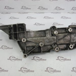 Volvo XC90 2.4 D 06r łapa mocowanie alternatora 30757068