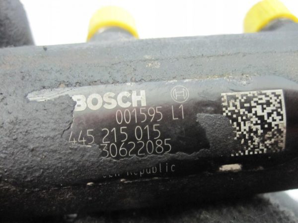 Volvo XC90 2.4 D 06r listwa wtryskowa 0445215015 30622085 30622085 - obrazek 3
