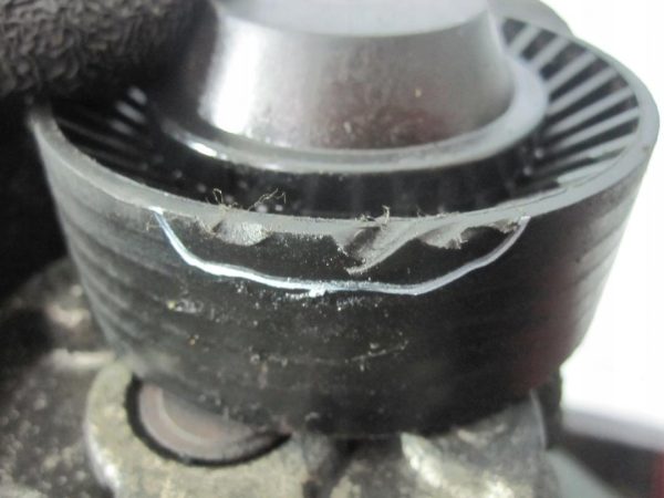 Volvo XC90 2.4 D 06r napinacz paska - obrazek 4