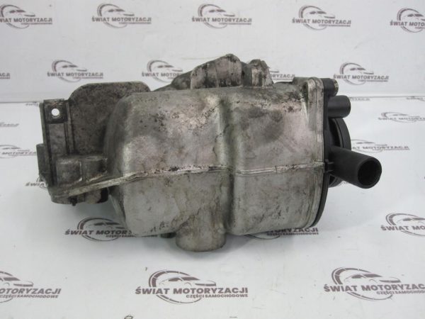 Volvo XC90 2.4 D 06r obudowa filtra oleju 6740273266 30677920 - obrazek 2