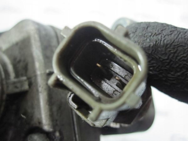Volvo XC90 2.4 D 06r obudowa termostatu 90650022 - obrazek 4