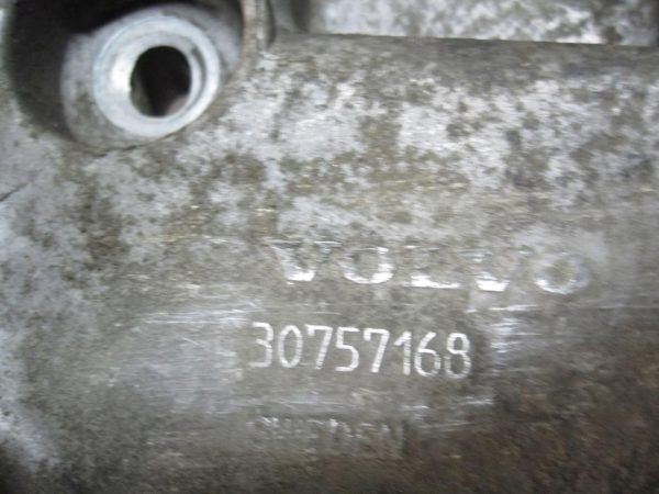 Volvo XC90 2.4 D 07r.185KM D5244T 30757168 Łapa alternatora - obrazek 4