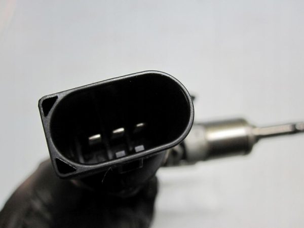 VW AUDI SEAT 1.4 TSI 04E133320D 04E133C36A Listwa wtryskowa wtryskiwacz - obrazek 2
