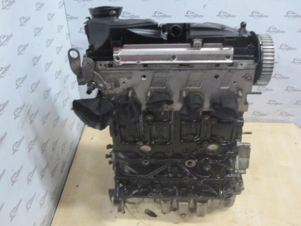 VW AUDI SEAT OCTAVIA 2.0 TDI CFH 140KM 12r 141 tys km silnik