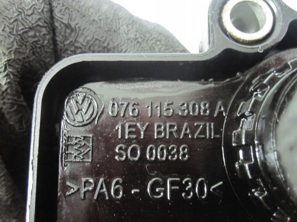 VW CRAFTER 2.5 TDI 10r korek wlew oleju 076115308A - obrazek 4
