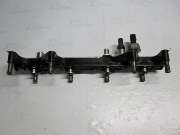 VW EOS 2.0 B 08R. 150KM BVY 06D133317F Listwa wtryskowa - obrazek 9