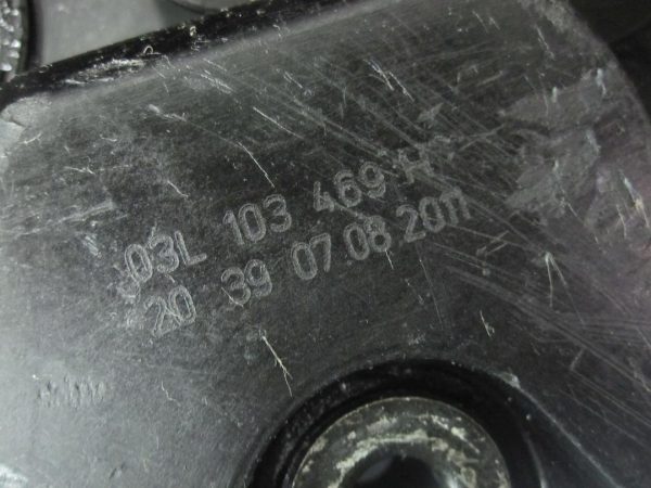 VW GOLF VI 1.6 TDI CAY 105KM 13r pokrywa zaworów 03L103469H - obrazek 5