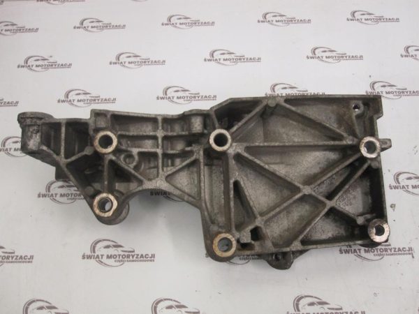 VW PASSAT 2.0 TDI 08r łapa alternatora 03G903143 - obrazek 2
