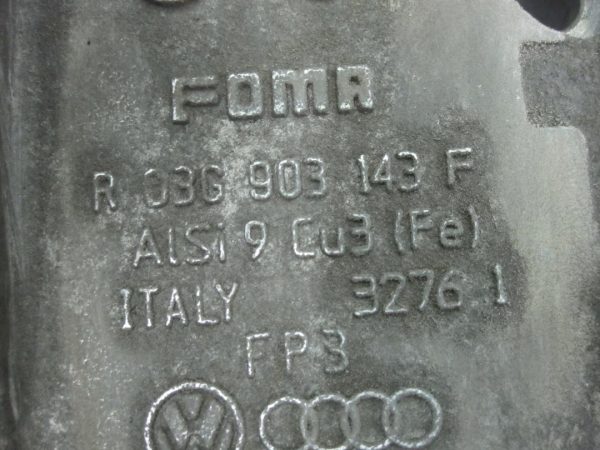 VW PASSAT 2.0 TDI 08r łapa alternatora 03G903143 - obrazek 4
