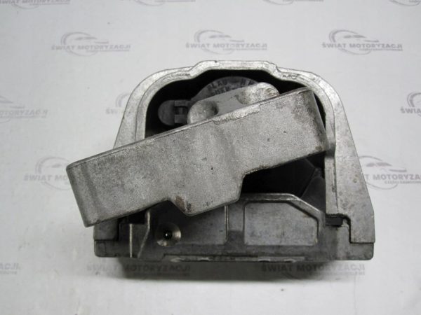 VW SCIROCCO A4 1.4 TSI CAV 11R. 1K0199262CF HM3045M02 PODUSZKA SILNIKA
