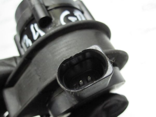 VW SCIROCCO A4 1.4 TSI CAV 11R. DODATKOWA POMPKA WODY - obrazek 4