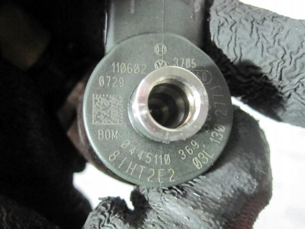 VW SKODA AUDI A4 A6 2.0 TDI CJC 140KM 13r wtryskiwacz 0445110369 03L130277J - obrazek 2