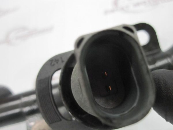 VW T5 LIFT T6 2.0 TDI 11r rura przewód wody 7E0121050B - obrazek 2