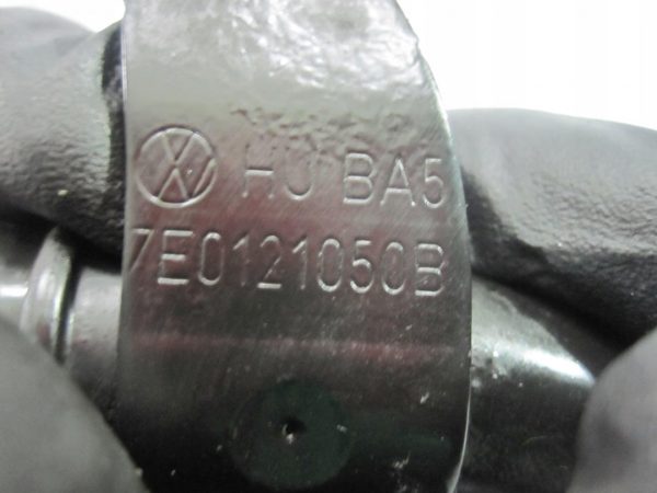 VW T5 LIFT T6 2.0 TDI 11r rura przewód wody 7E0121050B - obrazek 3