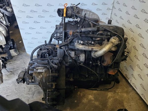 VW T5 TRANSPORTER 2.5 TDI AXD 08r.131KM silnik - obrazek 2